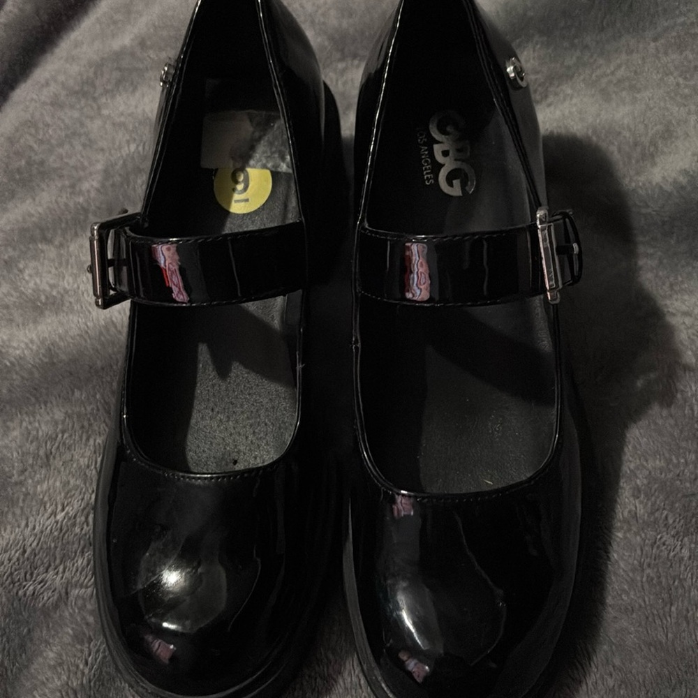 These are in good condition high top heels :)